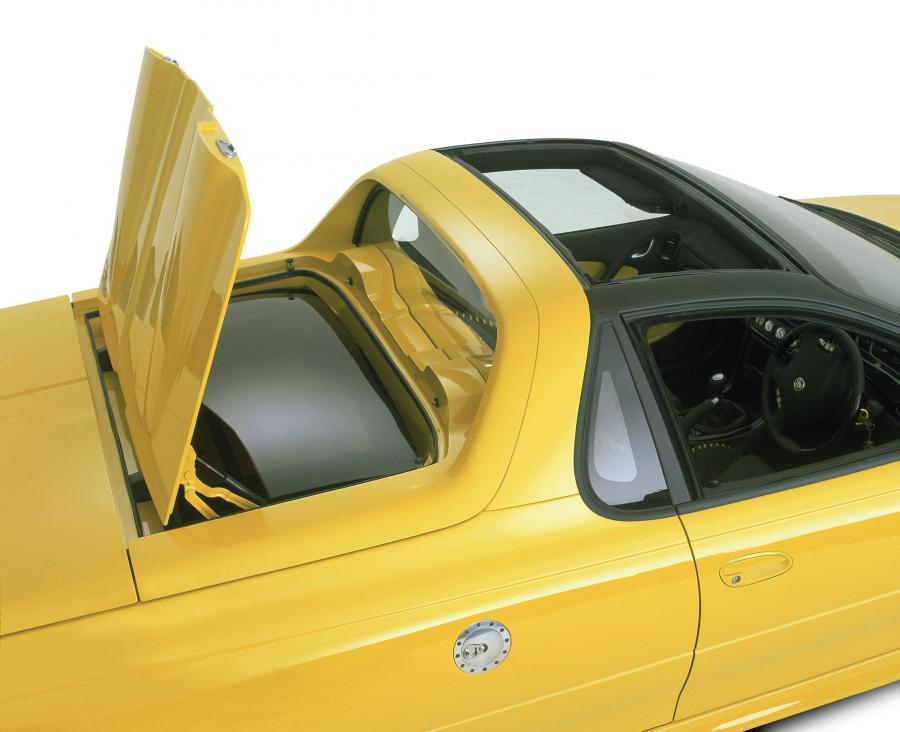  Holden Utester Concept 2001 года  (фото 2 из 11)